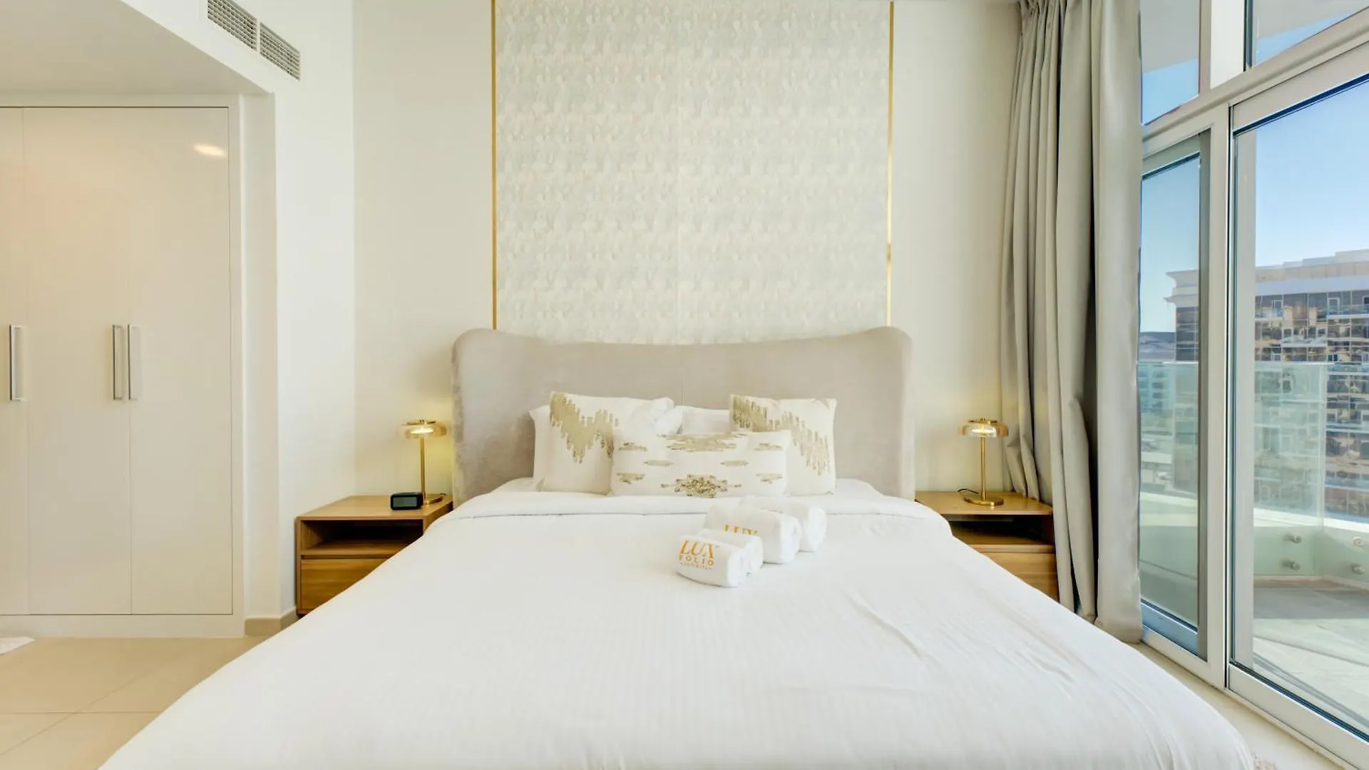 Apartment Stylish Palm Jumeriah 1-Bed With Private Beach Dubai