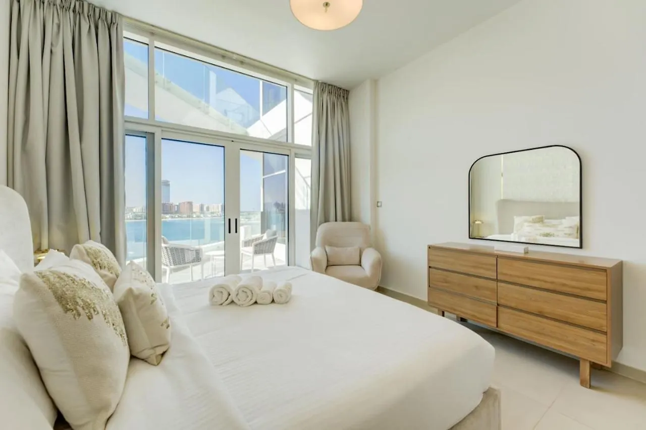 Stylish Palm Jumeriah 1-Bed With Private Beach Dubai 0*,  United Arab Emirates